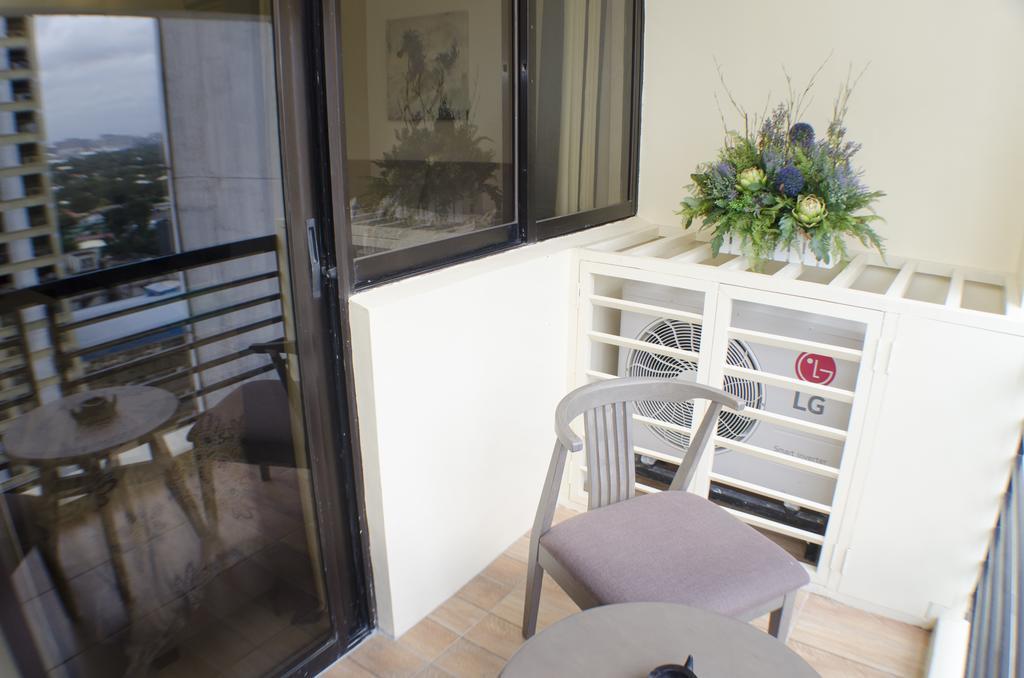 Short Term Rentals Makati