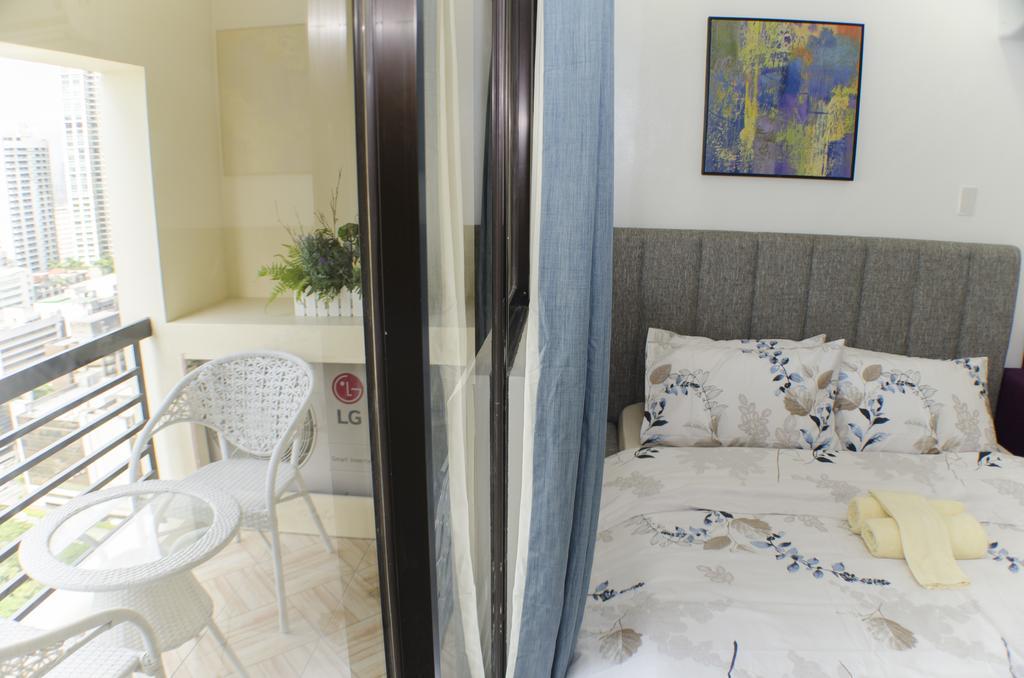 Short Term Rentals Makati