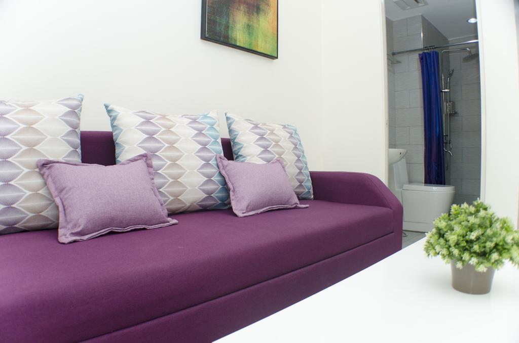Short Term Rentals Makati Apartment